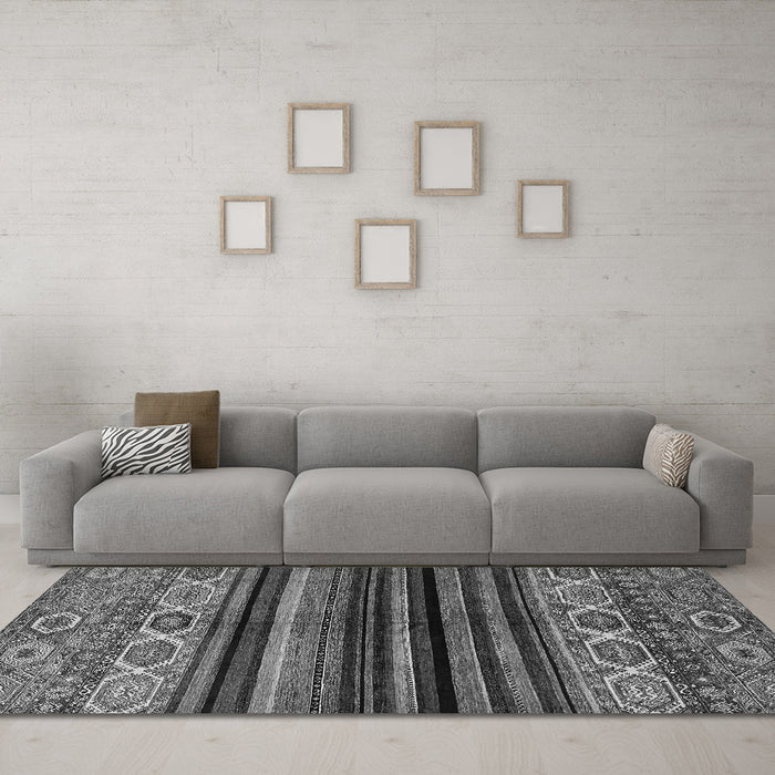 Machine Washable Abstract Gray Modern Rug in a Living Room,, wshabs597gry