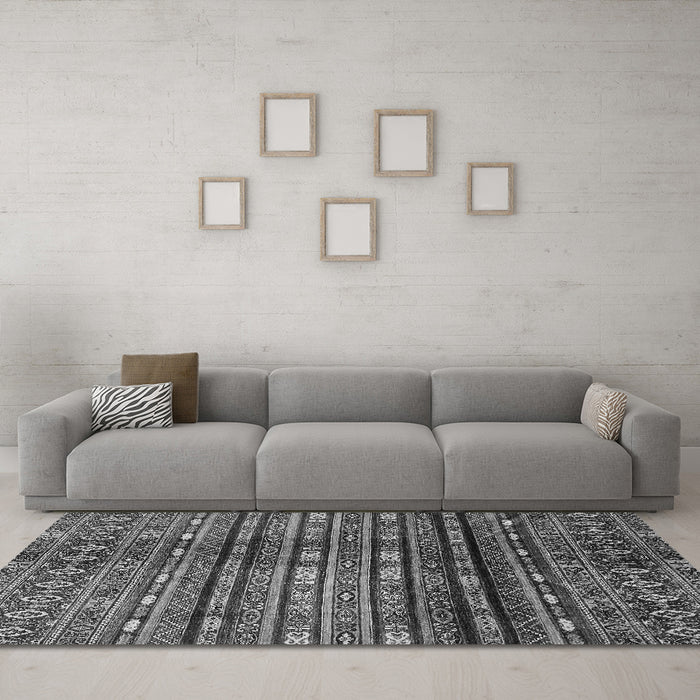 Machine Washable Abstract Gray Modern Rug in a Living Room,, wshabs598gry