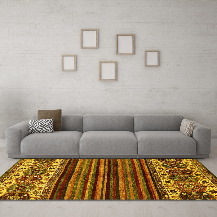 Machine Washable Abstract Yellow Modern Rug in a Living Room, wshabs599yw