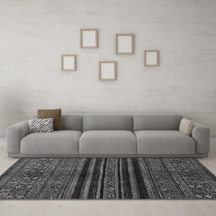 Machine Washable Abstract Gray Modern Rug in a Living Room,, wshabs601gry