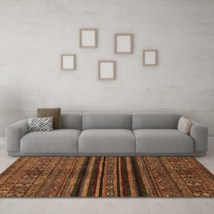 Machine Washable Abstract Brown Modern Rug in a Living Room,, wshabs601brn