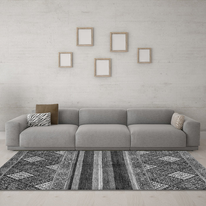 Machine Washable Abstract Gray Modern Rug in a Living Room,, wshabs602gry