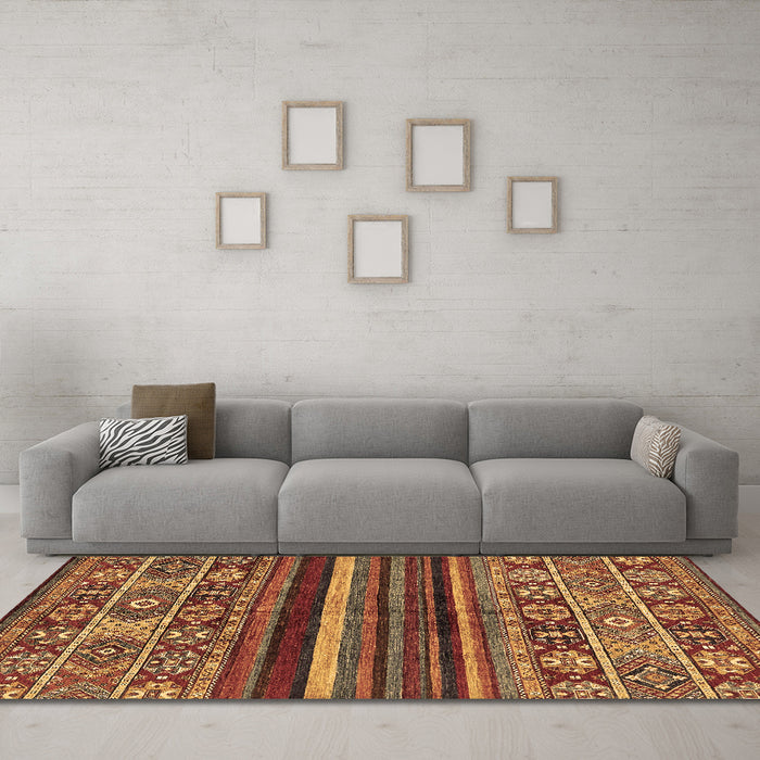 Machine Washable Abstract Brown Modern Rug in a Living Room,, wshabs603brn