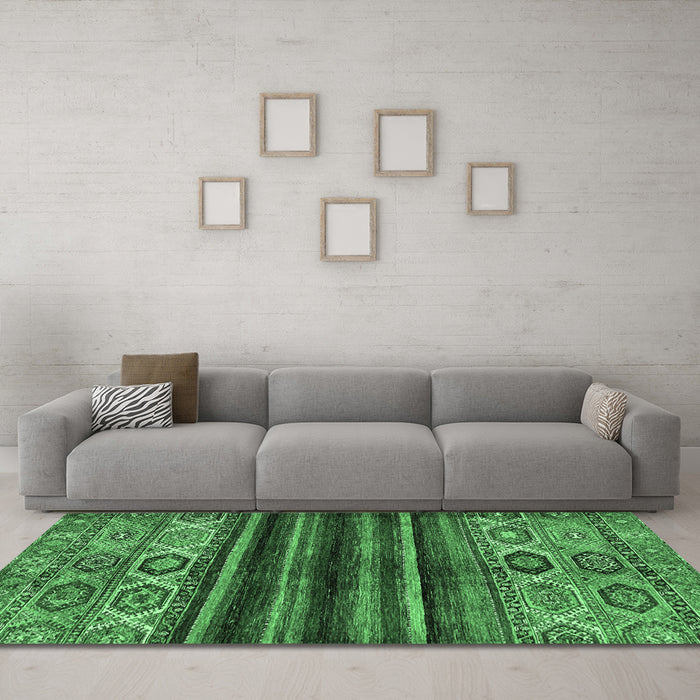 Machine Washable Abstract Emerald Green Modern Area Rugs in a Living Room,, wshabs604emgrn