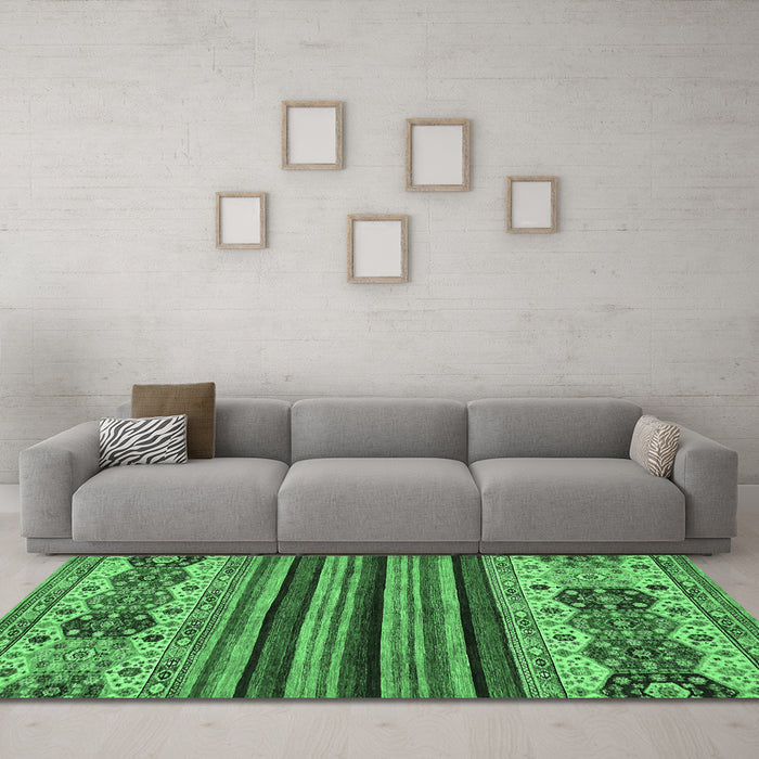 Machine Washable Abstract Emerald Green Modern Area Rugs in a Living Room,, wshabs605emgrn