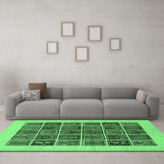 Machine Washable Abstract Emerald Green Modern Area Rugs in a Living Room,, wshabs606emgrn