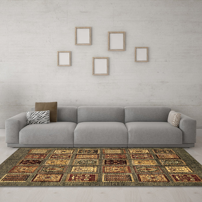 Machine Washable Oriental Brown Modern Rug in a Living Room,, wshabs610brn