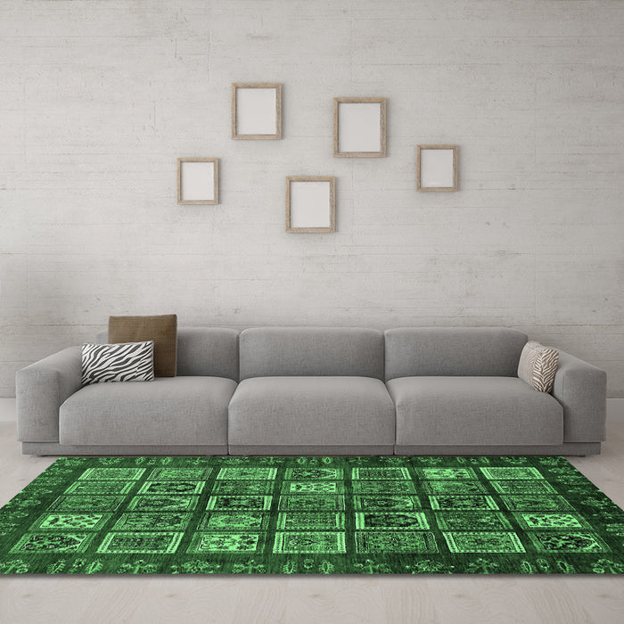 Machine Washable Abstract Emerald Green Modern Area Rugs in a Living Room,, wshabs611emgrn