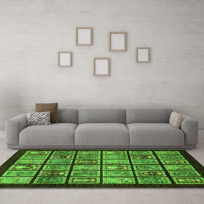 Machine Washable Abstract Green Modern Area Rugs in a Living Room,, wshabs612grn
