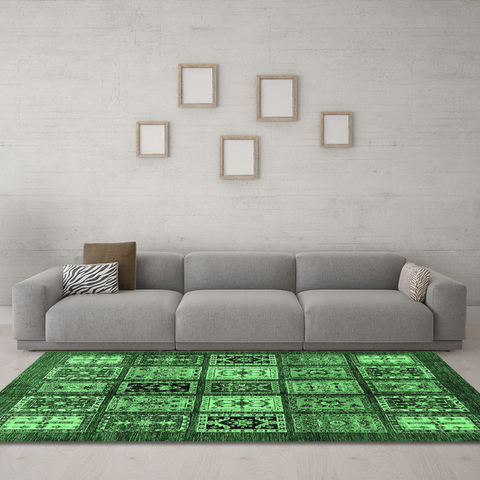 Machine Washable Abstract Emerald Green Modern Area Rugs in a Living Room,, wshabs614emgrn