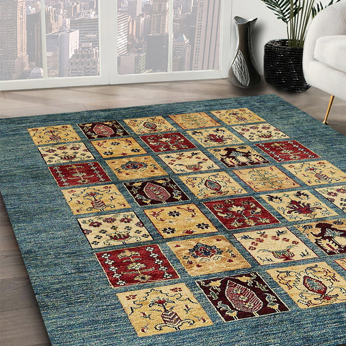 Machine Washable Abstract Black Rug in a Family Room, wshabs615