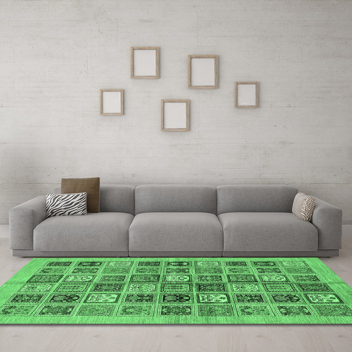 Machine Washable Abstract Emerald Green Modern Area Rugs in a Living Room,, wshabs625emgrn