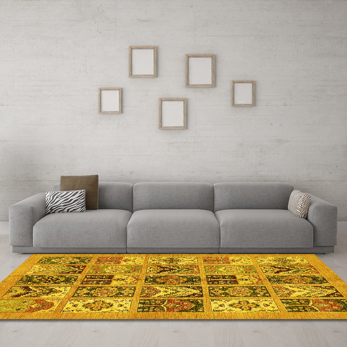 Machine Washable Abstract Yellow Modern Rug in a Living Room, wshabs628yw