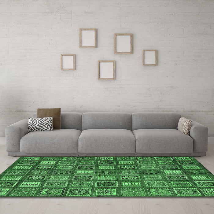 Machine Washable Southwestern Emerald Green Country Area Rugs in a Living Room,, wshabs630emgrn