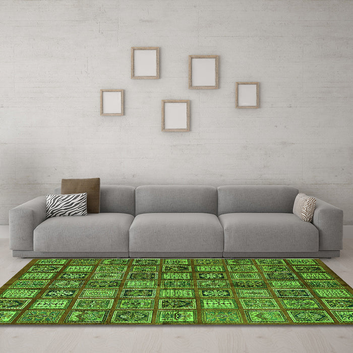Machine Washable Southwestern Green Country Area Rugs in a Living Room,, wshabs630grn