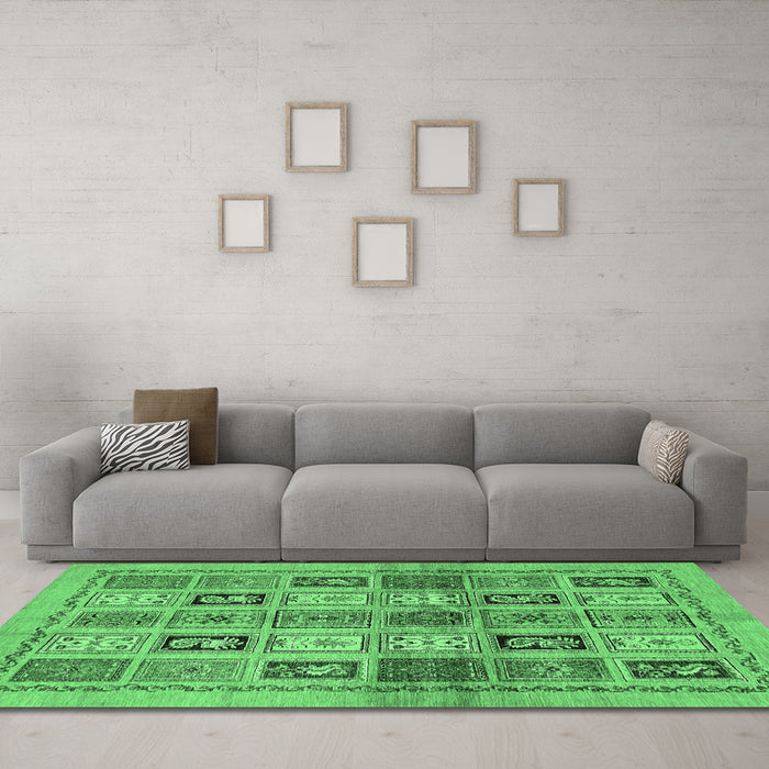Machine Washable Abstract Emerald Green Modern Area Rugs in a Living Room,, wshabs632emgrn