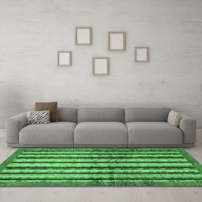 Machine Washable Abstract Emerald Green Modern Area Rugs in a Living Room,, wshabs634emgrn