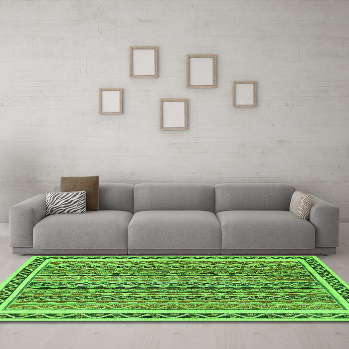 Machine Washable Abstract Green Modern Area Rugs in a Living Room,, wshabs637grn