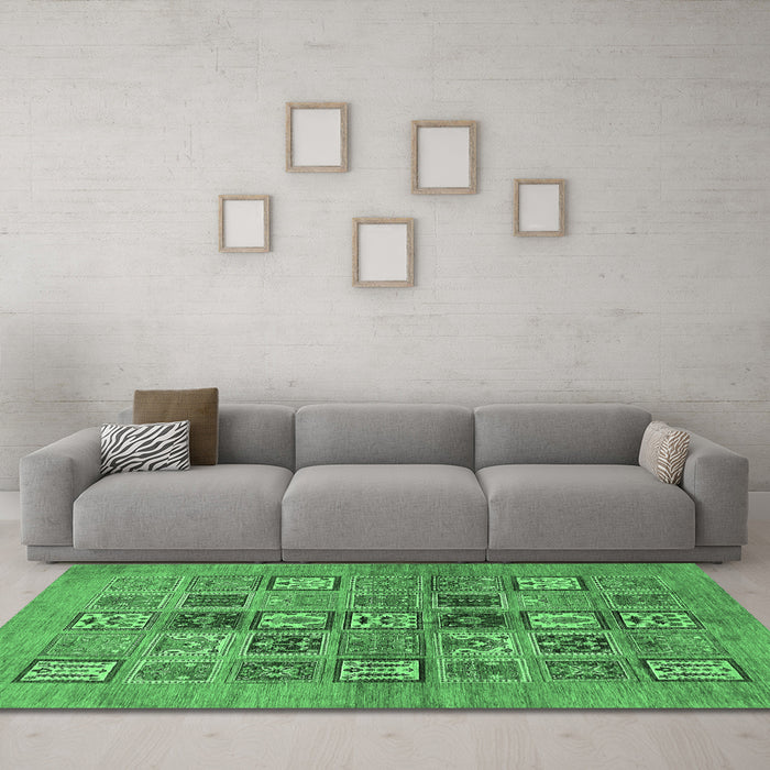 Machine Washable Abstract Emerald Green Modern Area Rugs in a Living Room,, wshabs638emgrn