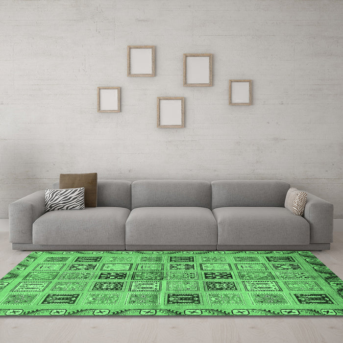 Machine Washable Oriental Emerald Green Modern Area Rugs in a Living Room,, wshabs646emgrn