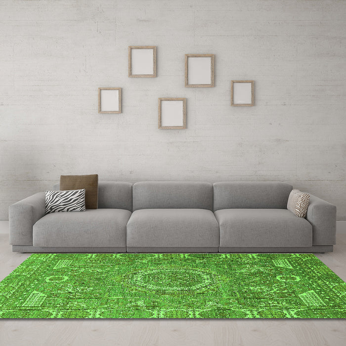 Machine Washable Abstract Green Modern Area Rugs in a Living Room,, wshabs652grn