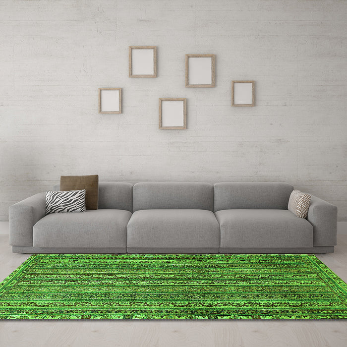 Machine Washable Abstract Green Modern Area Rugs in a Living Room,, wshabs656grn