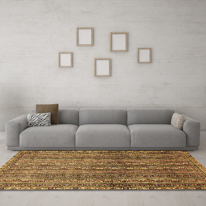 Machine Washable Abstract Brown Modern Rug in a Living Room,, wshabs656brn