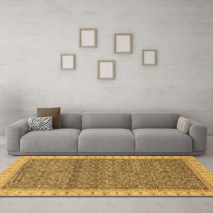Machine Washable Abstract Brown Modern Rug in a Living Room,, wshabs659brn