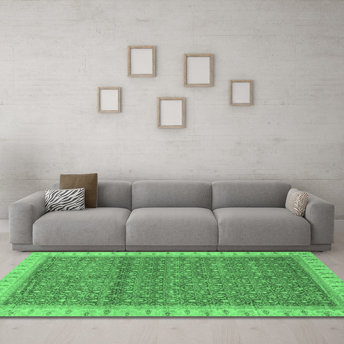 Machine Washable Abstract Emerald Green Modern Area Rugs in a Living Room,, wshabs659emgrn
