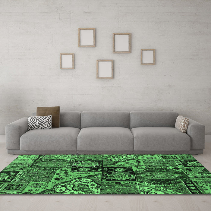 Machine Washable Abstract Emerald Green Modern Area Rugs in a Living Room,, wshabs660emgrn