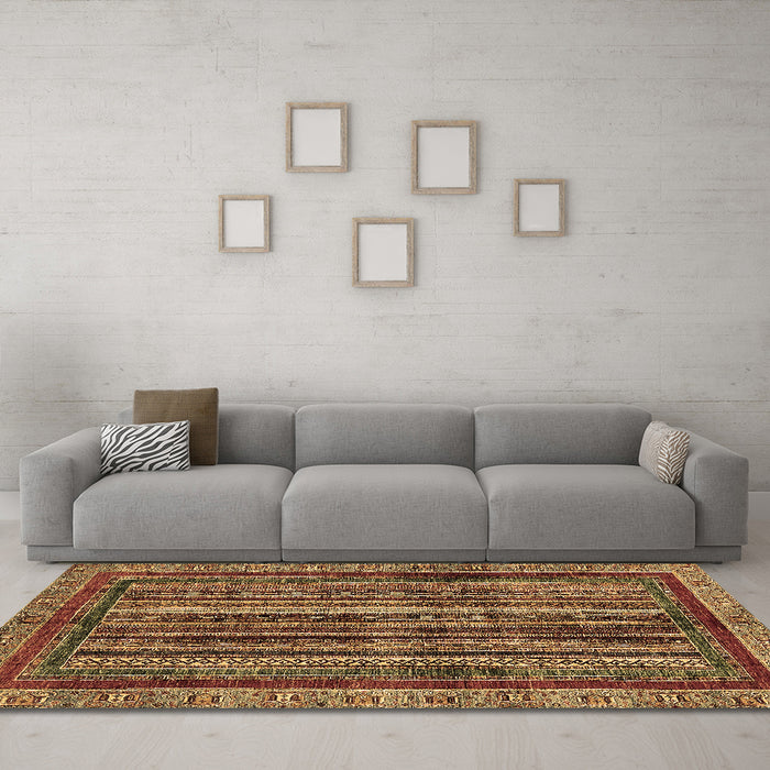 Machine Washable Abstract Brown Modern Rug in a Living Room,, wshabs662brn