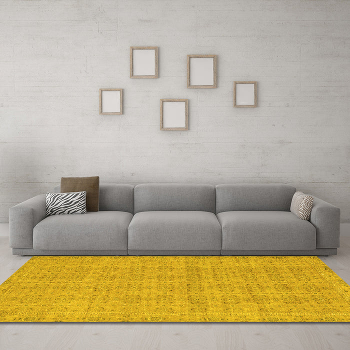 Machine Washable Abstract Yellow Modern Rug in a Living Room, wshabs668yw