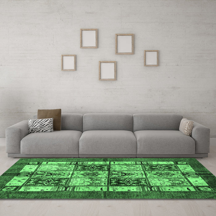 Machine Washable Abstract Emerald Green Modern Area Rugs in a Living Room,, wshabs675emgrn