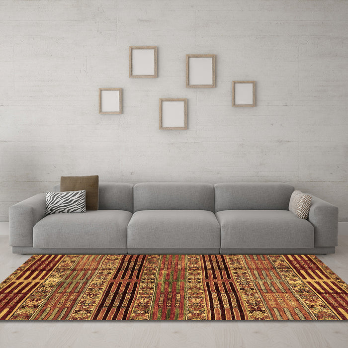Machine Washable Abstract Brown Modern Rug in a Living Room,, wshabs681brn
