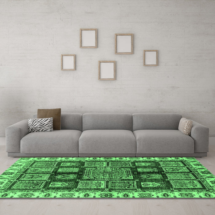 Machine Washable Abstract Emerald Green Modern Area Rugs in a Living Room,, wshabs685emgrn