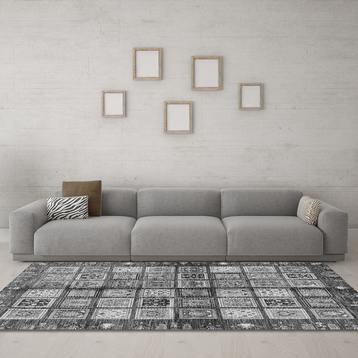 Machine Washable Abstract Gray Modern Rug in a Living Room,, wshabs689gry