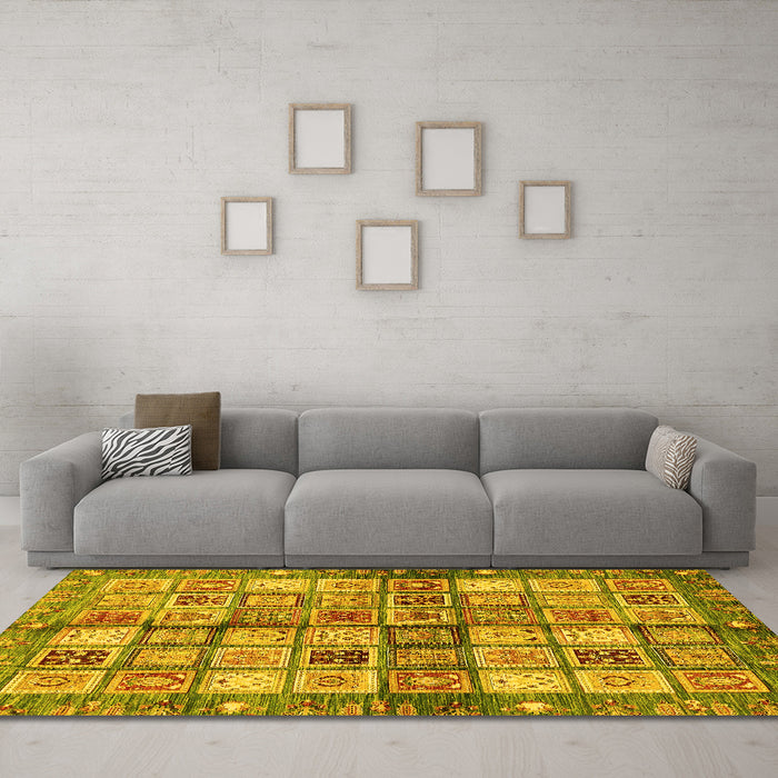 Machine Washable Abstract Yellow Modern Rug in a Living Room, wshabs689yw