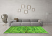 Machine Washable Oriental Green Traditional Area Rugs in a Living Room,, wshabs692grn