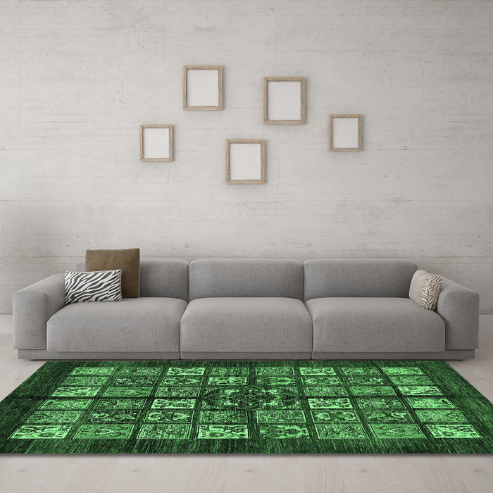 Machine Washable Abstract Emerald Green Modern Area Rugs in a Living Room,, wshabs698emgrn
