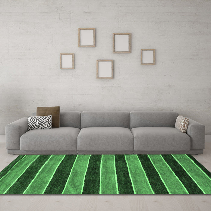 Machine Washable Abstract Emerald Green Modern Area Rugs in a Living Room,, wshabs6emgrn