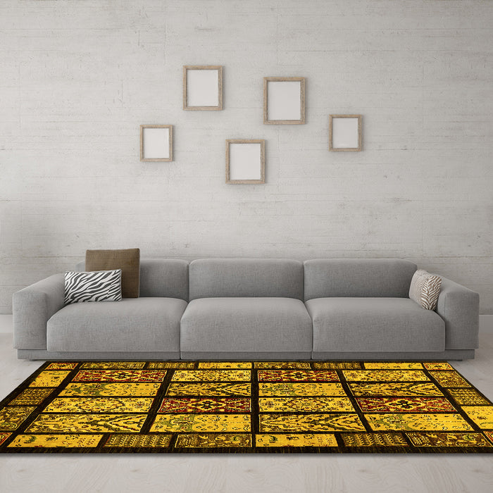 Machine Washable Abstract Yellow Modern Rug in a Living Room, wshabs713yw