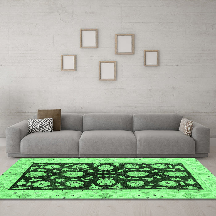 Machine Washable Oriental Emerald Green Traditional Area Rugs in a Living Room,, wshabs718emgrn