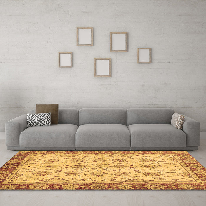 Machine Washable Abstract Brown Modern Rug in a Living Room,, wshabs719brn