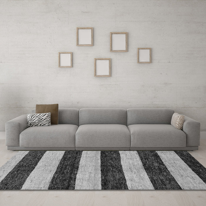 Machine Washable Abstract Gray Modern Rug in a Living Room,, wshabs71gry
