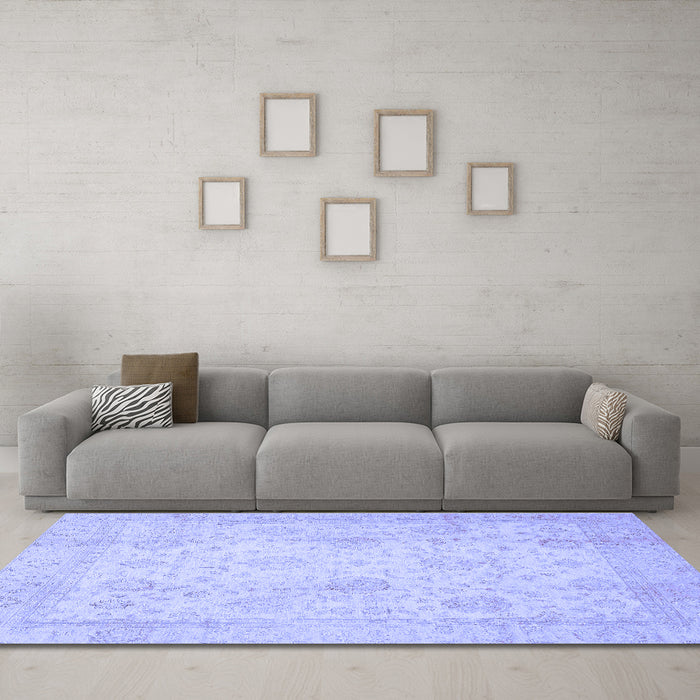 Machine Washable Oriental Blue Traditional Rug in a Living Room, wshabs730blu