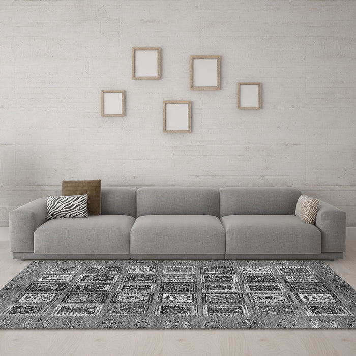 Machine Washable Abstract Gray Modern Rug in a Living Room,, wshabs732gry