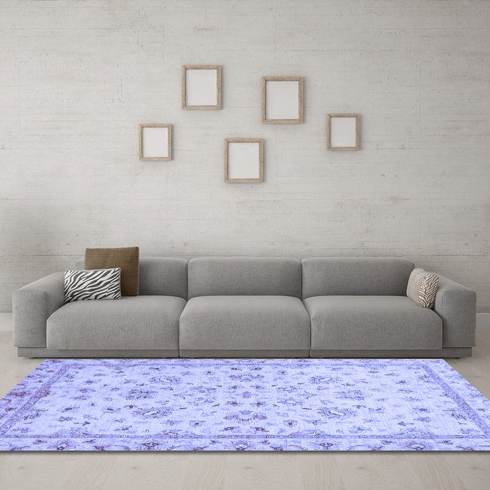 Machine Washable Oriental Blue Traditional Rug in a Living Room, wshabs735blu