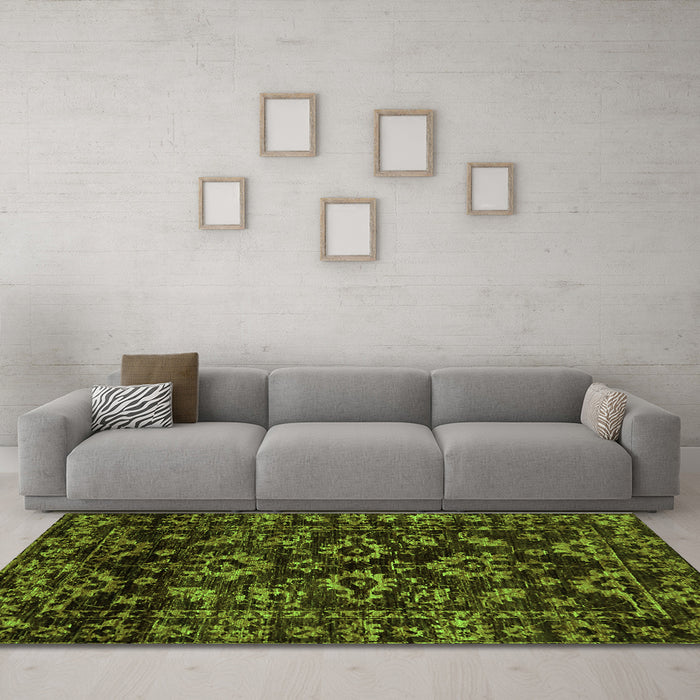 Machine Washable Abstract Green Modern Area Rugs in a Living Room,, wshabs743grn