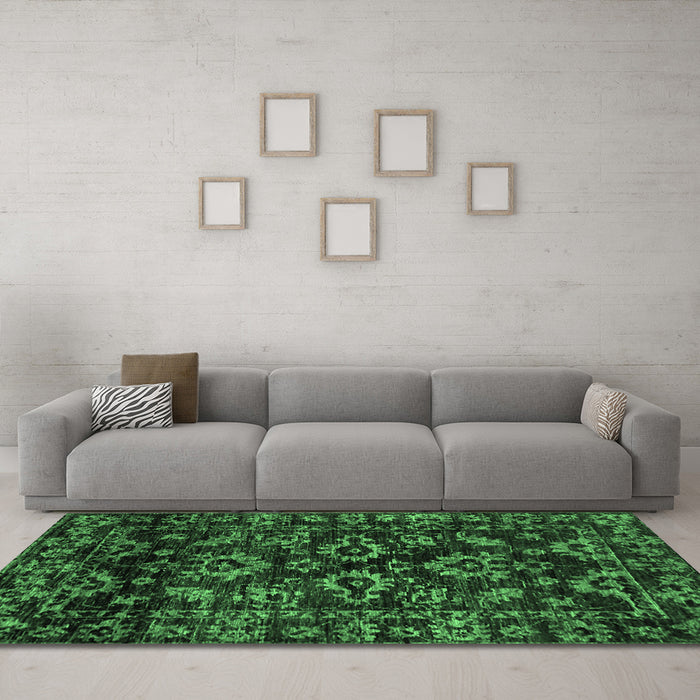 Machine Washable Abstract Emerald Green Modern Area Rugs in a Living Room,, wshabs743emgrn