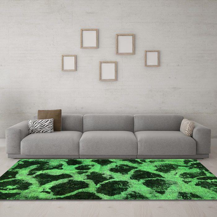 Machine Washable Abstract Green Modern Area Rugs in a Living Room,, wshabs750grn